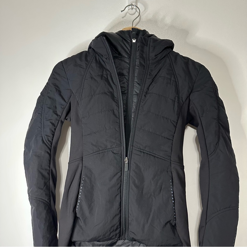 NWOT Lululemon Another Mile Jacket - Picture 7 of 11